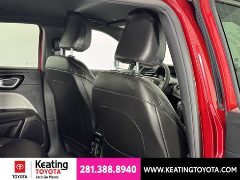 Used 2025 Jeep Compass Limited AWD/4WD image 19