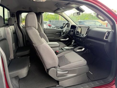 Used 2025 Nissan Frontier SV w/ SV Convenience Package AWD/4WD image 15