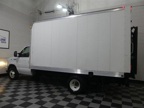 Used 2021 Ford E-350 and Econoline 350 Super Duty w/ Power Windows & Locks Group image 6