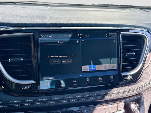 New 2026 Chrysler Pacifica Select image 15