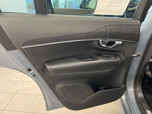 Used 2020 Volvo XC90 T5 Momentum image 17