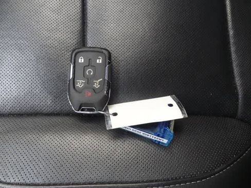 Used 2020 GMC Yukon SLT image 40