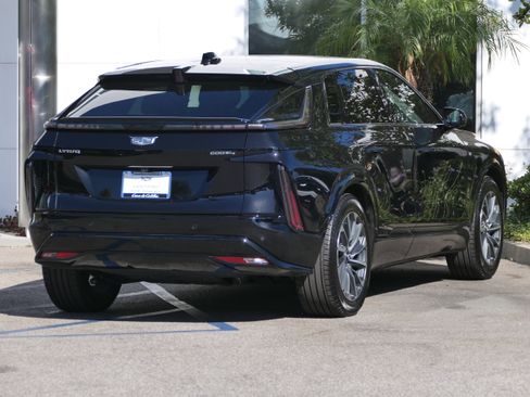 Certified 2024 Cadillac Lyriq Sport AWD/4WD image 6