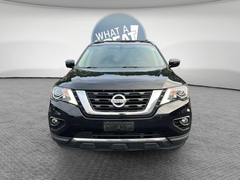 Used 2018 Nissan Pathfinder SL FWD image 9