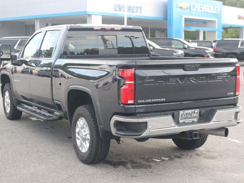 Used 2024 Chevrolet Silverado 2500 LTZ w/ LTZ Convenience Package AWD/4WD image 5