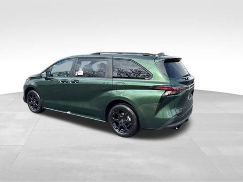 New 2026 Toyota Sienna XLE Woodland Edition image 3