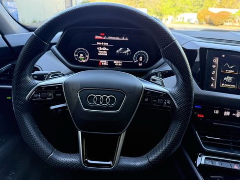 Used 2022 Audi e-tron GT Prestige w/ Prestige Package image 26