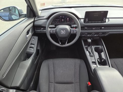Used 2023 Honda Accord EX image 24