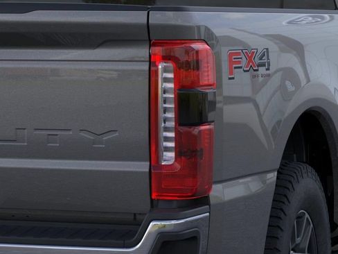 New 2026 Ford F250 Lariat w/ Lariat Premium Package AWD/4WD image 21