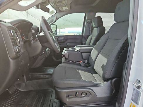 New 2026 GMC Sierra 2500 Pro w/ Convenience Package image 18