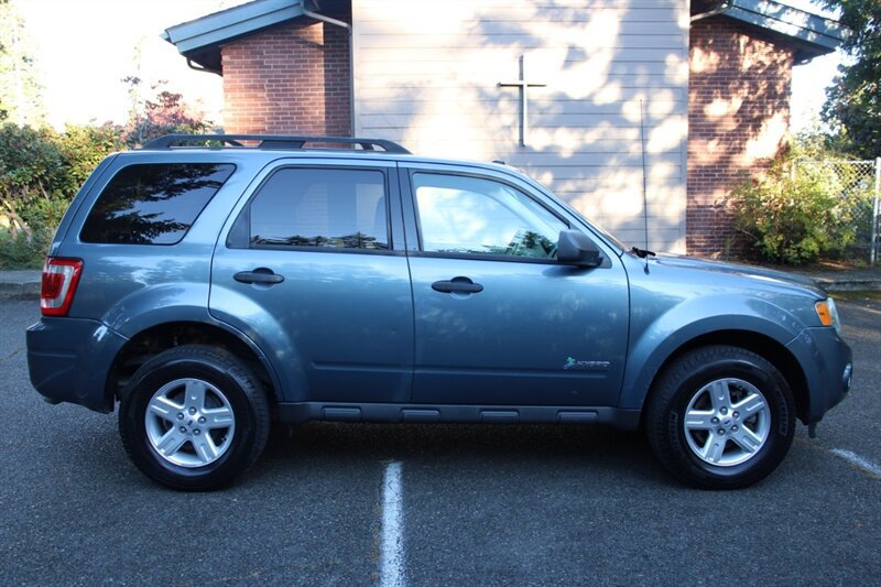 Used 2011 Ford Escape 2WD Hybrid image 12