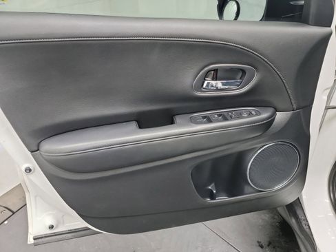 Used 2019 Honda HR-V EX-L image 13