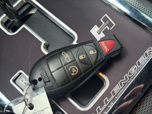 Used 2012 Dodge Challenger R/T Plus RWD image 28