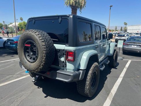 Used 2024 Jeep Wrangler Unlimited AWD/4WD image 2