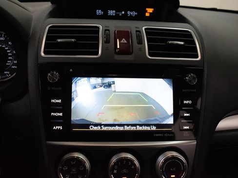 Used 2017 Subaru Crosstrek 2.0i Premium AWD/4WD image 16