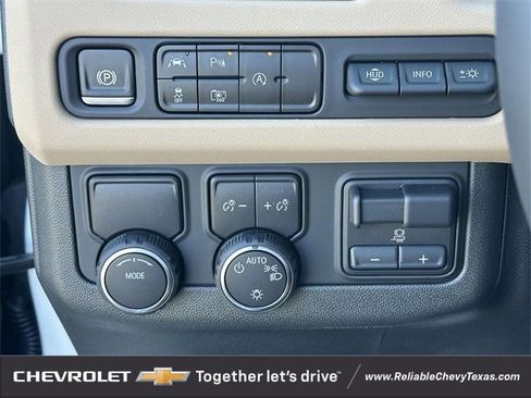 Used 2024 Chevrolet Tahoe Premier w/ Premium Package RWD image 21