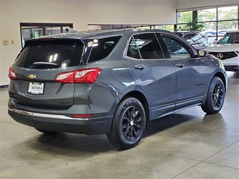 Used 2019 Chevrolet Equinox LT image 4