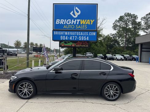 Used 2020 BMW 330i xDrive Sedan w/ Convenience Package AWD/4WD image 2