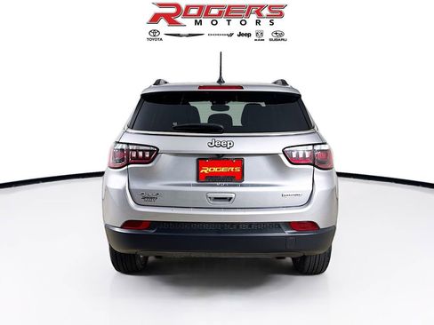 Certified 2024 Jeep Compass Latitude image 6