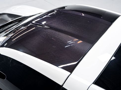 Used 2015 Chevrolet Corvette Z06 w/ 3LZ Preferred Equipment Group image 15