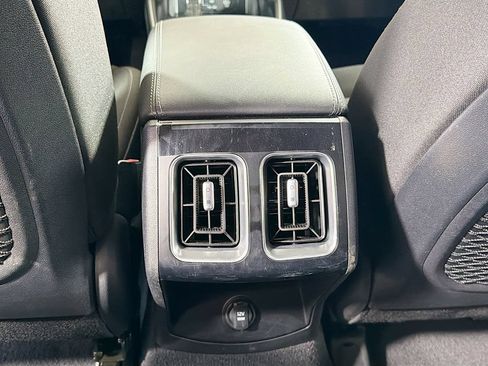 New 2026 Kia Sorento LX FWD image 25