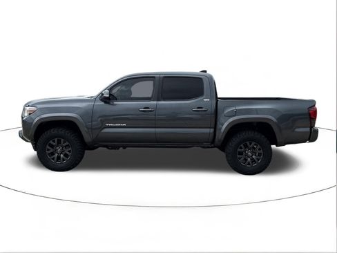Used 2023 Toyota Tacoma SR5 AWD/4WD image 6