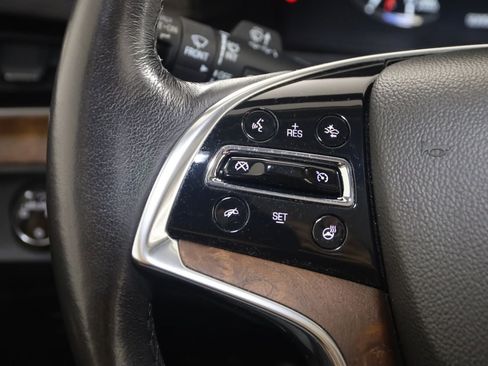 Used 2019 Cadillac Escalade Premium Luxury AWD/4WD image 37