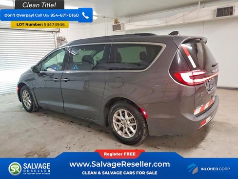 Used 2022 Chrysler Pacifica Touring-L FWD image 3