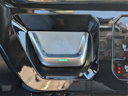 Used 2024 GMC Sierra 2500 AT4X w/ AT4X AEV Edition image 29