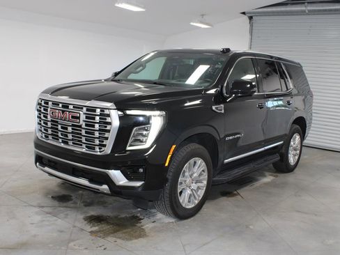 Used 2025 GMC Yukon Denali AWD/4WD image 4