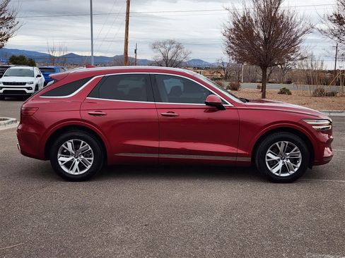 Used 2022 Genesis GV70 2.5T image 7