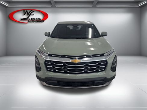 New 2026 Chevrolet Equinox LT FWD image 2