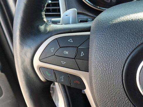 Used 2014 Jeep Grand Cherokee Limited image 23