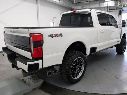 Used 2026 Ford F250 Platinum AWD/4WD image 7