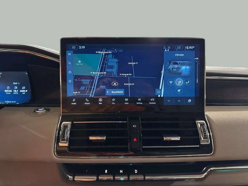 Certified 2022 Lincoln Navigator L Reserve AWD/4WD image 7