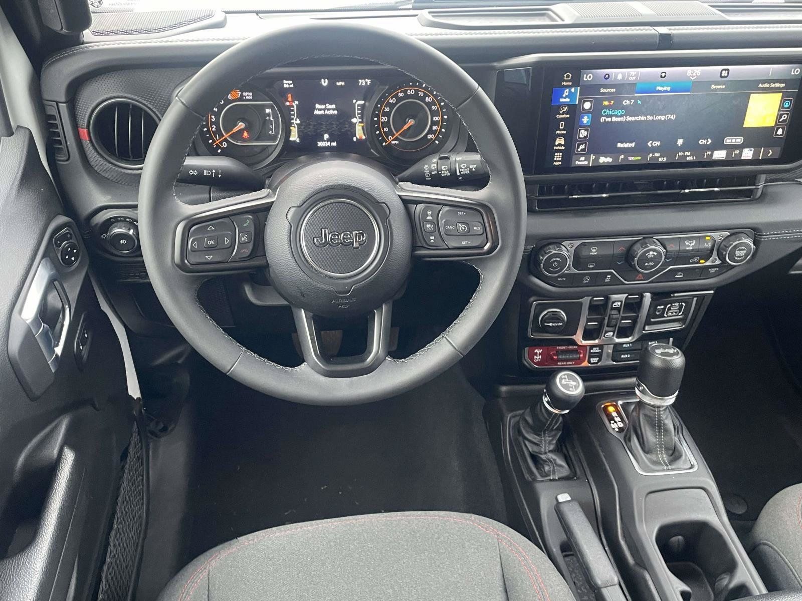 Used 2026 Jeep Wrangler Unlimited Rubicon AWD/4WD image 14