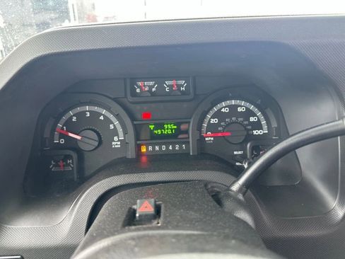 Used 2016 Ford E-450 and Econoline 450 Super Duty w/ Motorhome Prep Package image 11