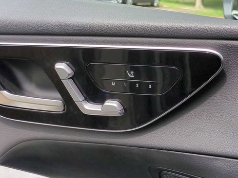 Certified 2025 Mercedes-Benz GLC 300 4MATIC image 18