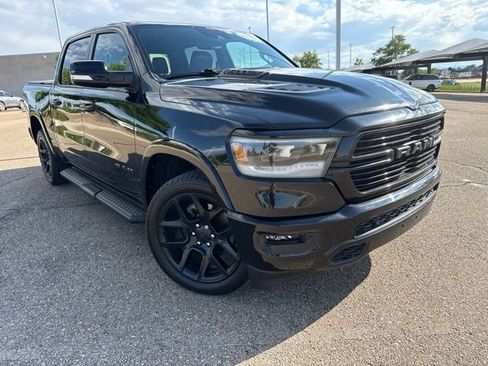 Used 2022 RAM 1500 Laramie AWD/4WD image 5