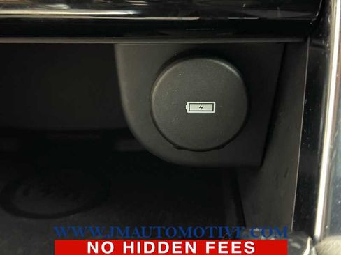 Used 2020 Land Rover Discovery Sport S image 31