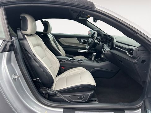 Used 2024 Ford Mustang Premium image 10