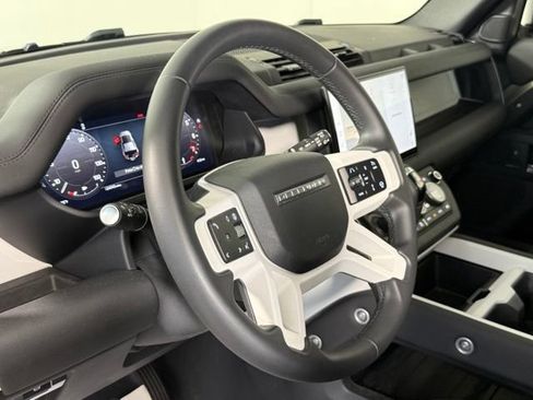 Used 2025 Land Rover Defender 110 S AWD/4WD image 18