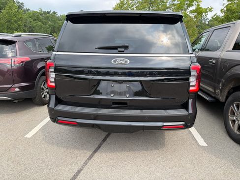 Used 2022 Ford Expedition Max Limited AWD/4WD image 8