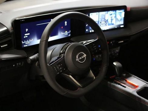 New 2026 Nissan Kicks SR image 7