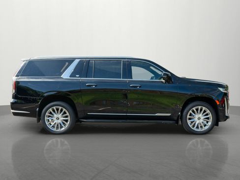 Used 2022 Cadillac Escalade ESV Luxury AWD/4WD image 8