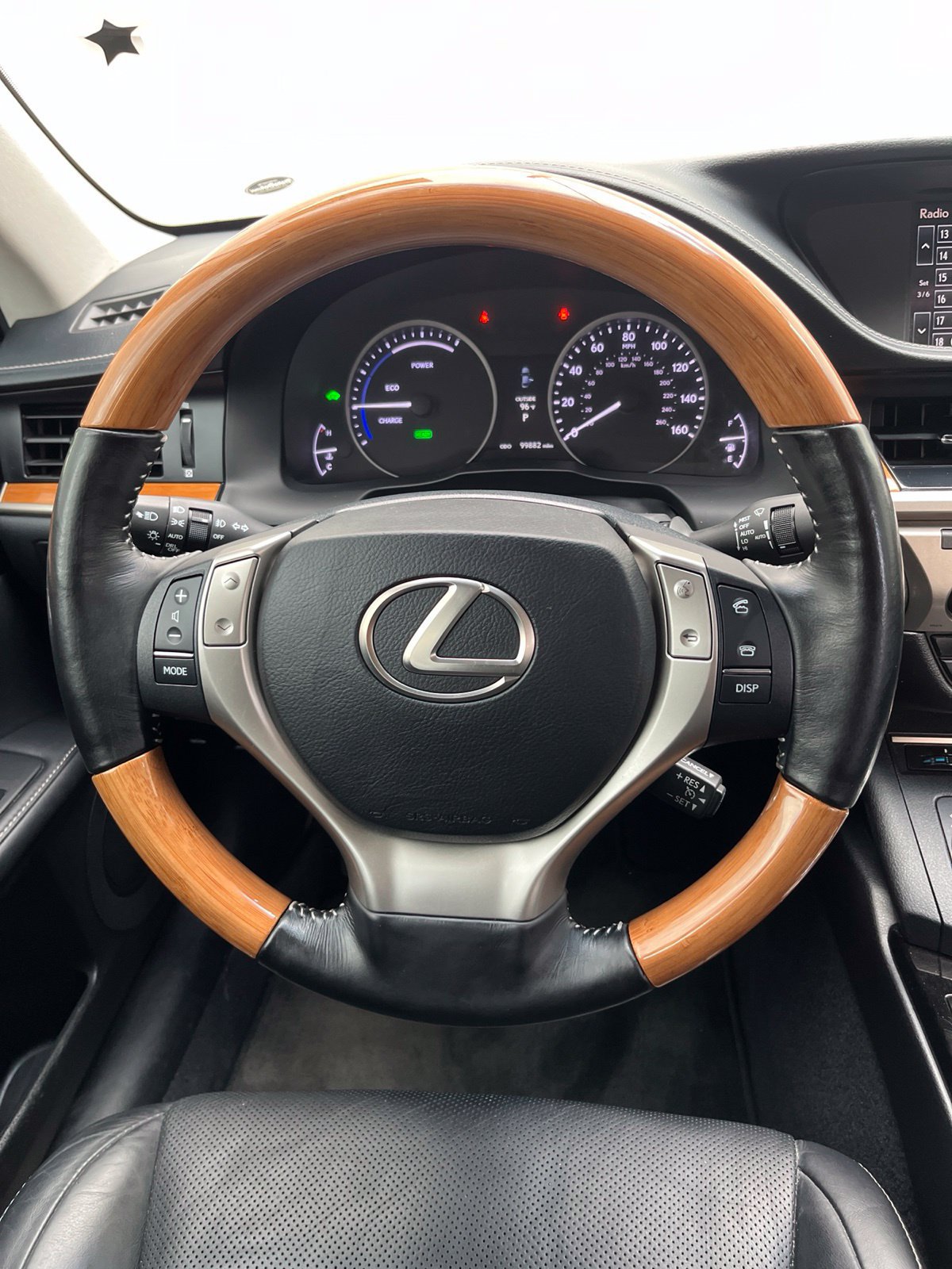 Used 2015 Lexus ES 300h w/ Navigation System Package FWD image 19