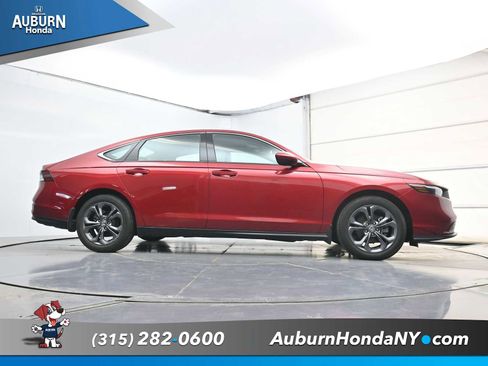 Used 2023 Honda Accord EX image 23