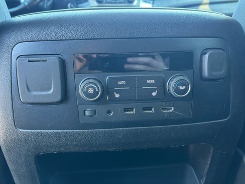 Used 2019 Chevrolet Tahoe LT image 35