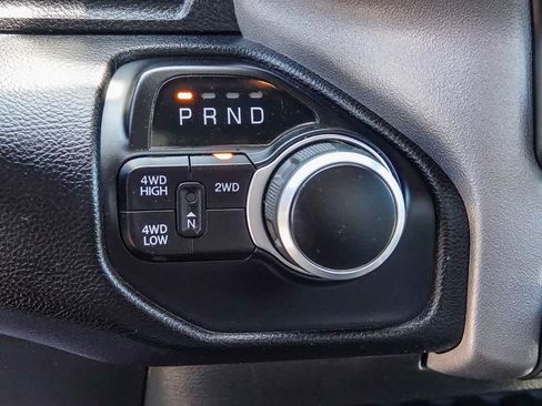 Certified 2024 RAM 2500 Big Horn AWD/4WD image 19