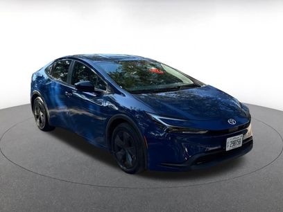 Used 2025 Toyota Prius LE